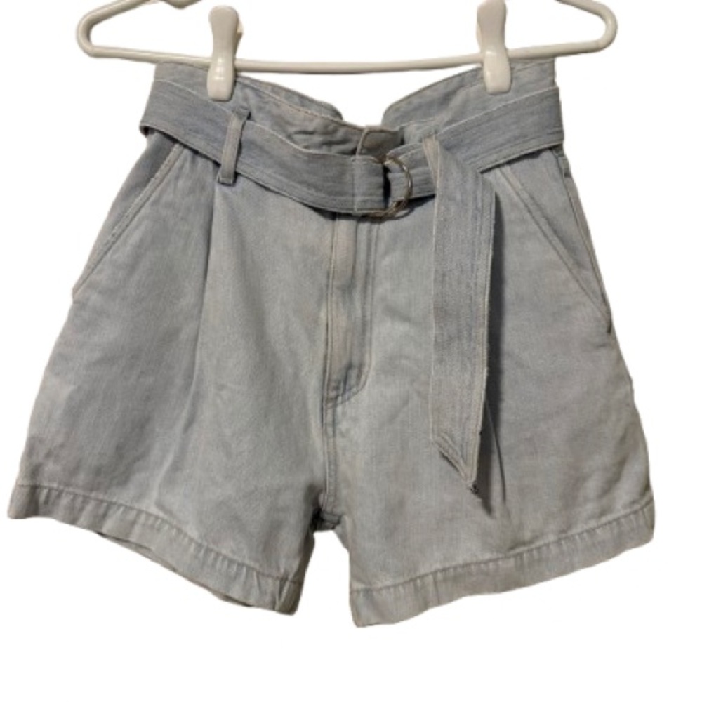 Citizens of Humanity Women's Light Blue Denim Shorts with belt.
